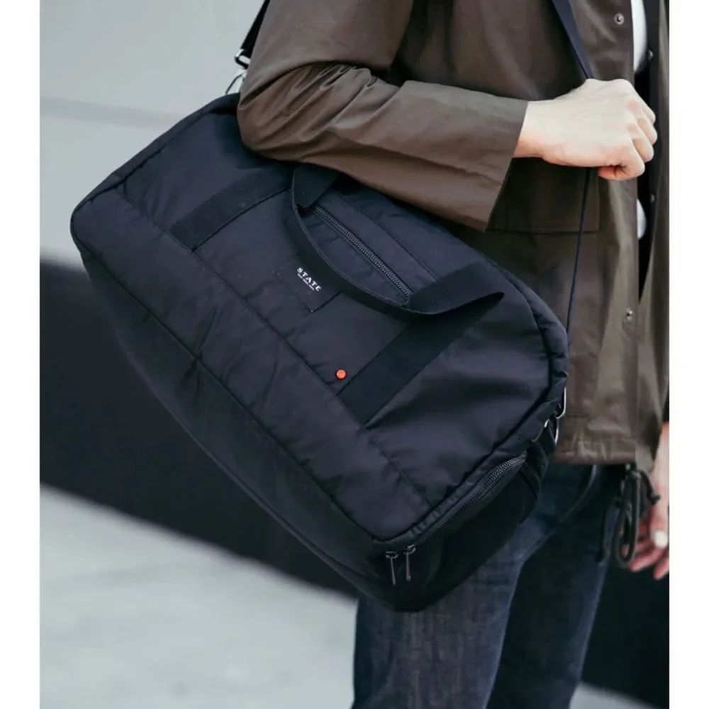 State FRANKLIN WEEKENDER / Gym Nylon Bag in Black/ Pristine